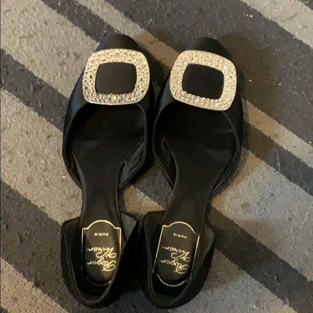 Roger viver flat